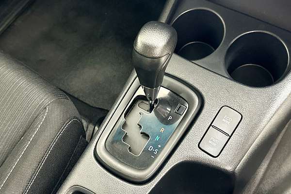 2021 Toyota HILUX SR (4x4) GUN126R FACELIFT 4X4