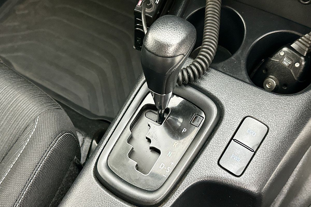 2022 Toyota HILUX SR (4x4) GUN126R 4X4