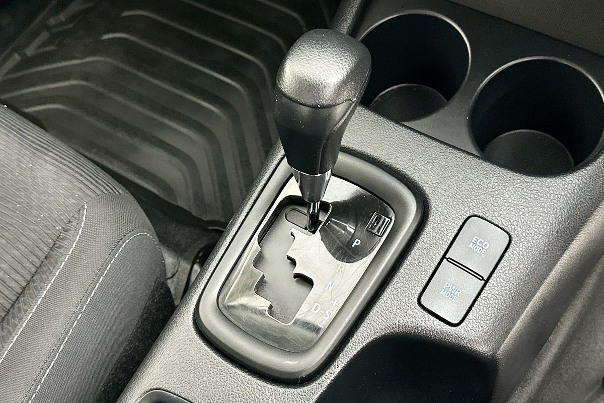 2021 Toyota HILUX SR (4x4) GUN126R 4X4