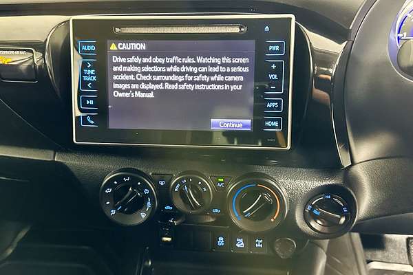 2019 Toyota HILUX SR (4x4) GUN126R MY19 4X4