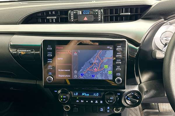 2022 Toyota HILUX SR5 (4x4) GUN126R 4X4