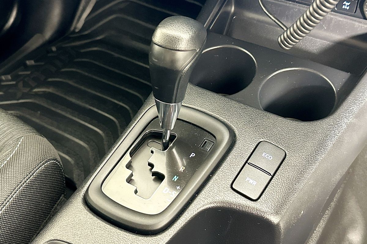 2023 Toyota HILUX SR (4x4) GUN126R 4X4