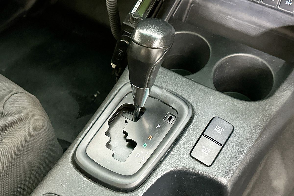 2020 Toyota HILUX SR (4x4) GUN126R MY19 UPGRADE 4X4