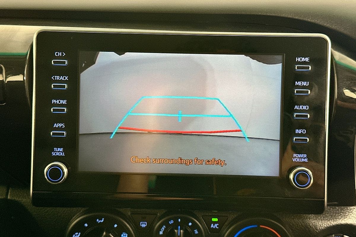 2024 Toyota HILUX SR (4x4) GUN126R 4X4