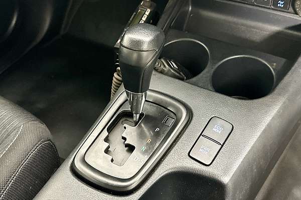 2021 Toyota HILUX SR (4x4) GUN126R FACELIFT 4X4