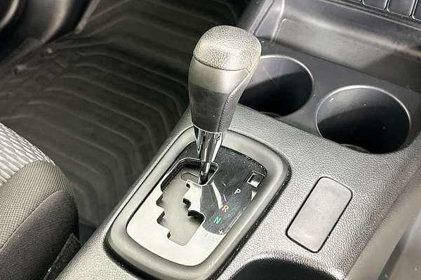 2024 Toyota HILUX WORKMATE (4x2) TGN121R REAR WHEEL DRIVE