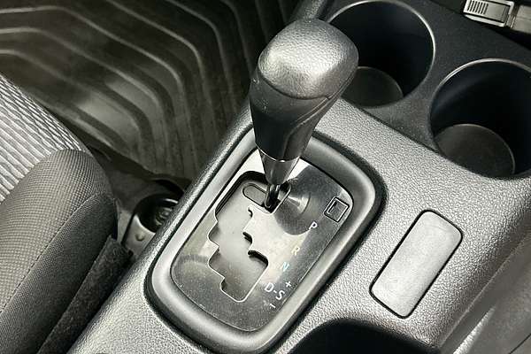 2021 Toyota HILUX WORKMATE (4x4) GUN125R FACELIFT 4X4