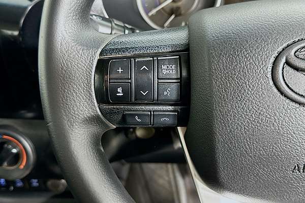2019 Toyota HILUX SR (4x4) GUN126R MY19 4X4