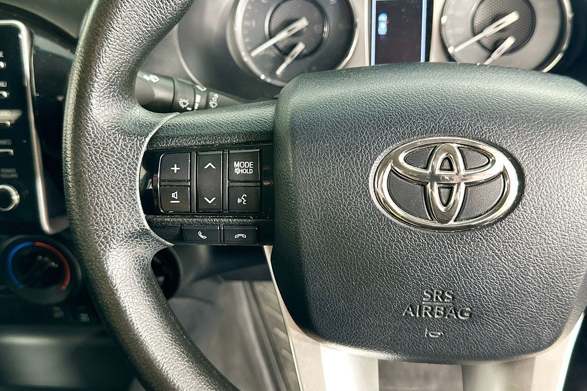 2021 Toyota HILUX SR (4x4) GUN126R 4X4