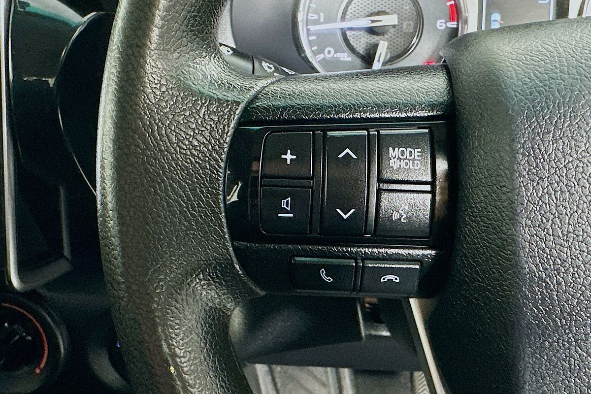 2021 Toyota HILUX SR (4x4) GUN126R 4X4