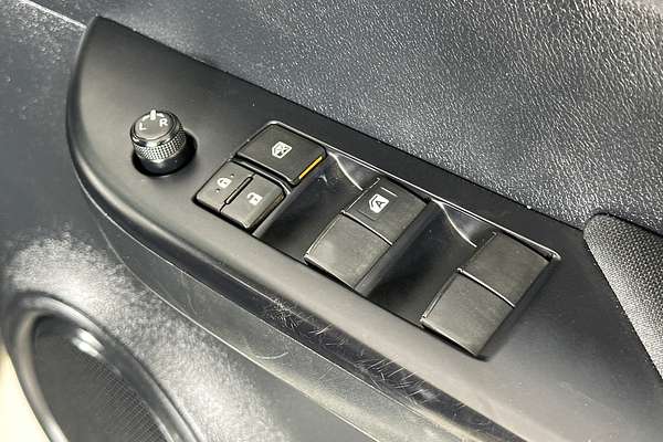 2021 Toyota HILUX SR (4x4) GUN126R 4X4