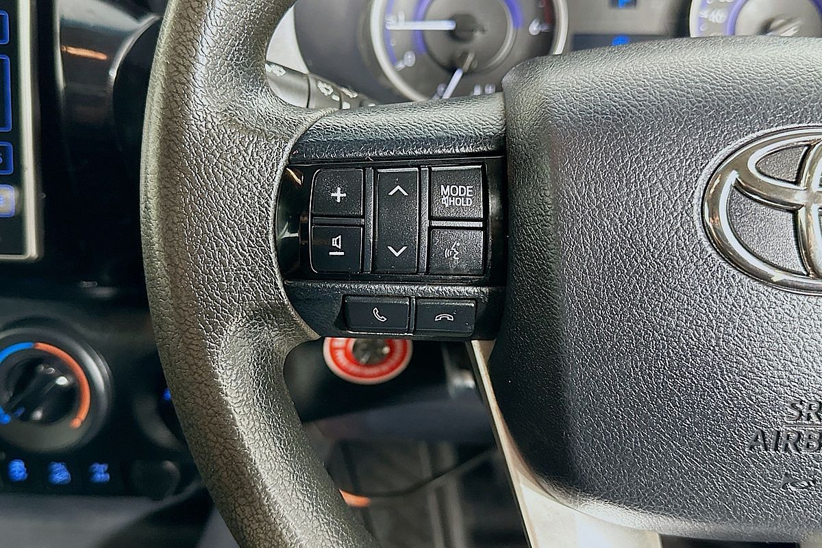 2018 Toyota HILUX SR (4x4) GUN126R MY19 4X4