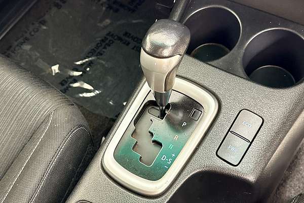 2021 Toyota HILUX SR5 (4x4) GUN126R FACELIFT 4X4