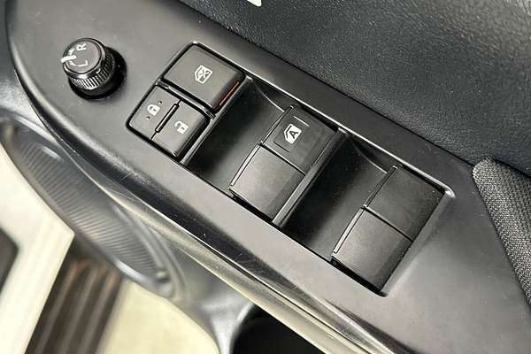 2021 Toyota HILUX SR (4x4) GUN126R 4X4