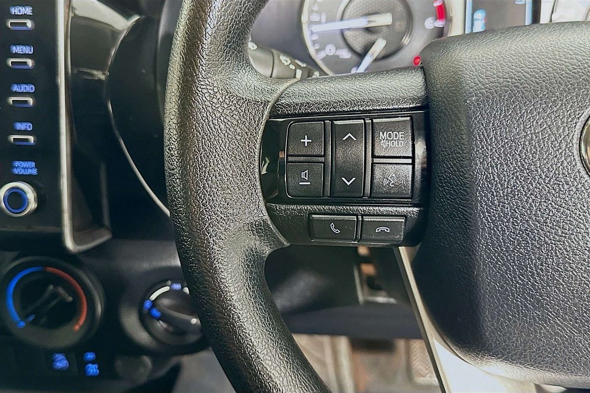 2022 Toyota HILUX SR GUN126R 4X4