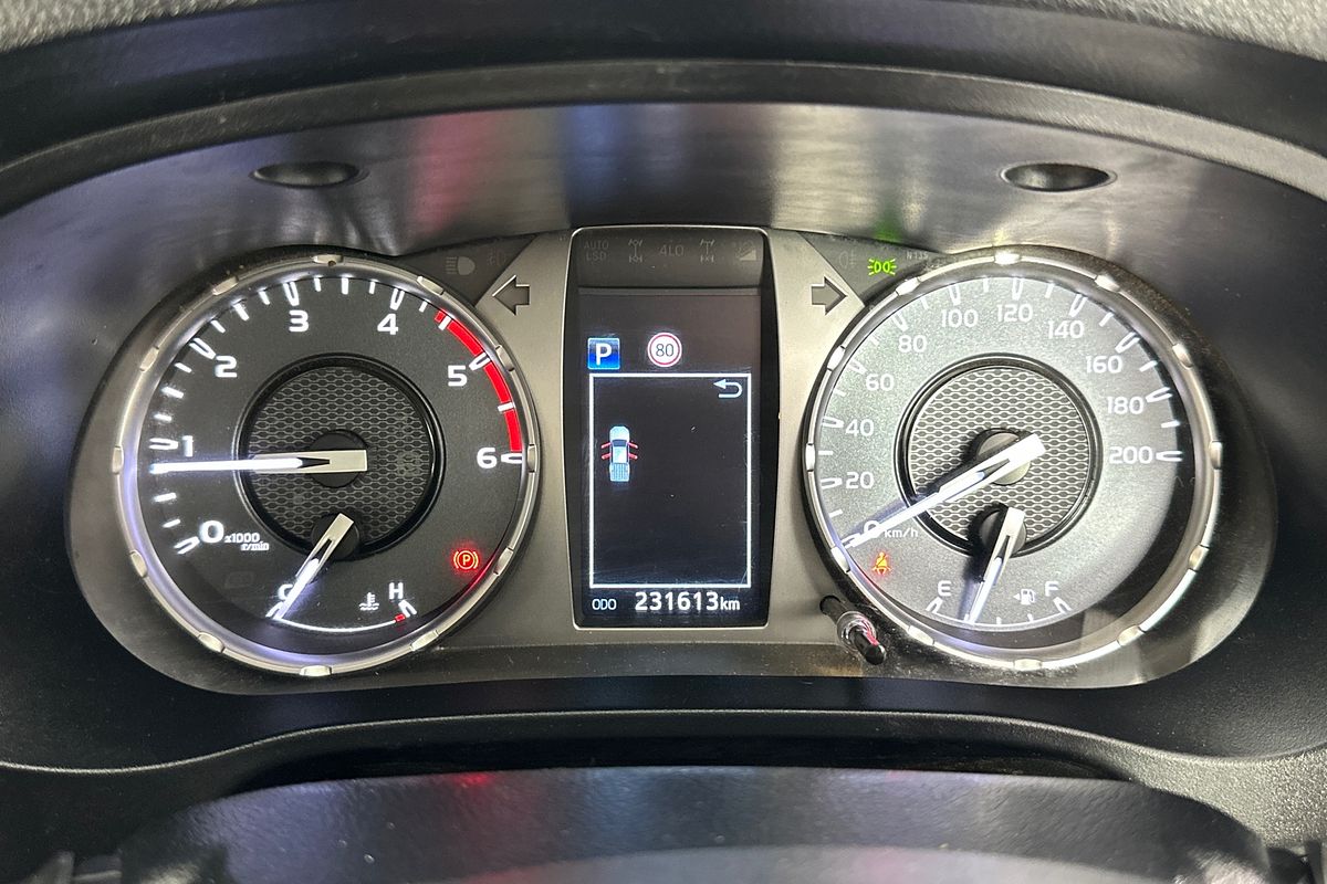 2021 Toyota HILUX SR (4x4) GUN126R 4X4