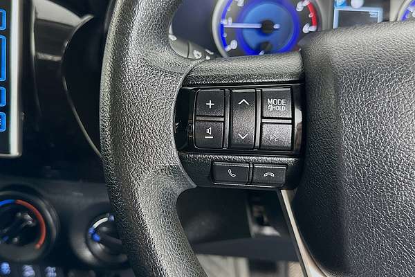 2020 Toyota HILUX SR (4x4) GUN126R MY19 UPGRADE 4X4