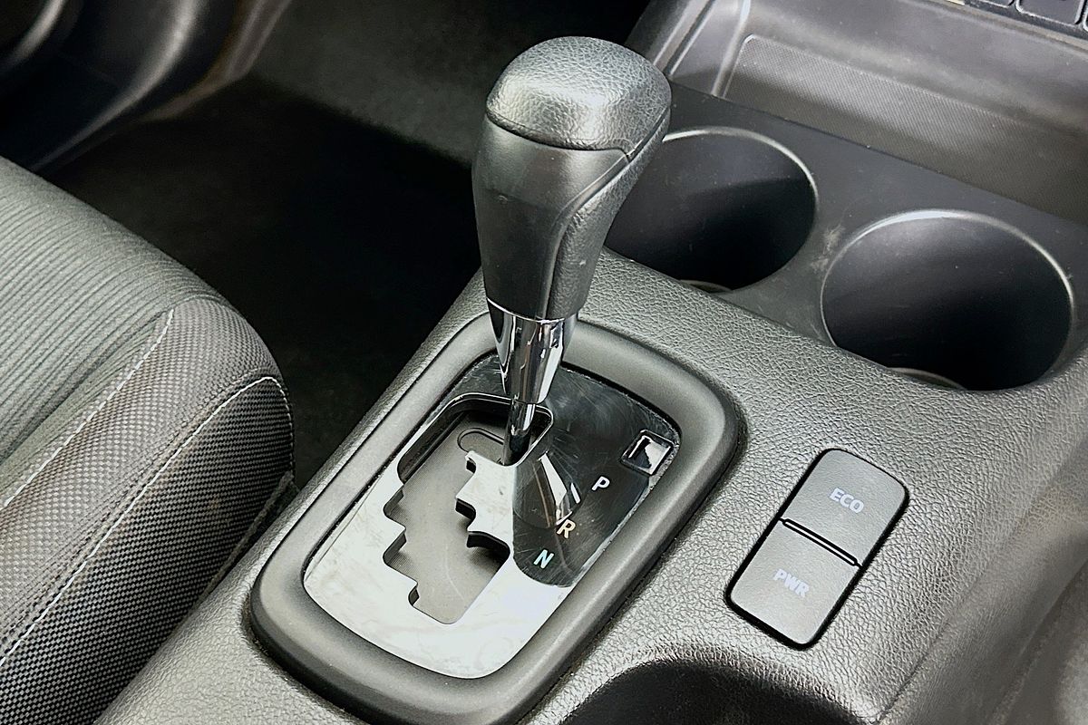 2024 Toyota HILUX SR (4x4) GUN126R 4X4