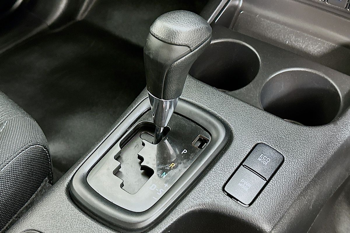 2018 Toyota HILUX SR GUN126R 4X4