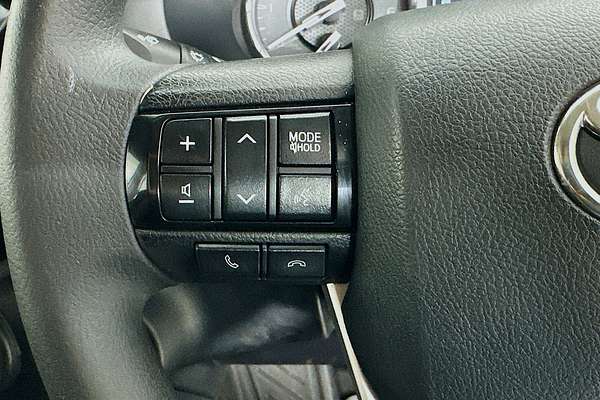 2021 Toyota HILUX SR (4x4) GUN126R FACELIFT 4X4
