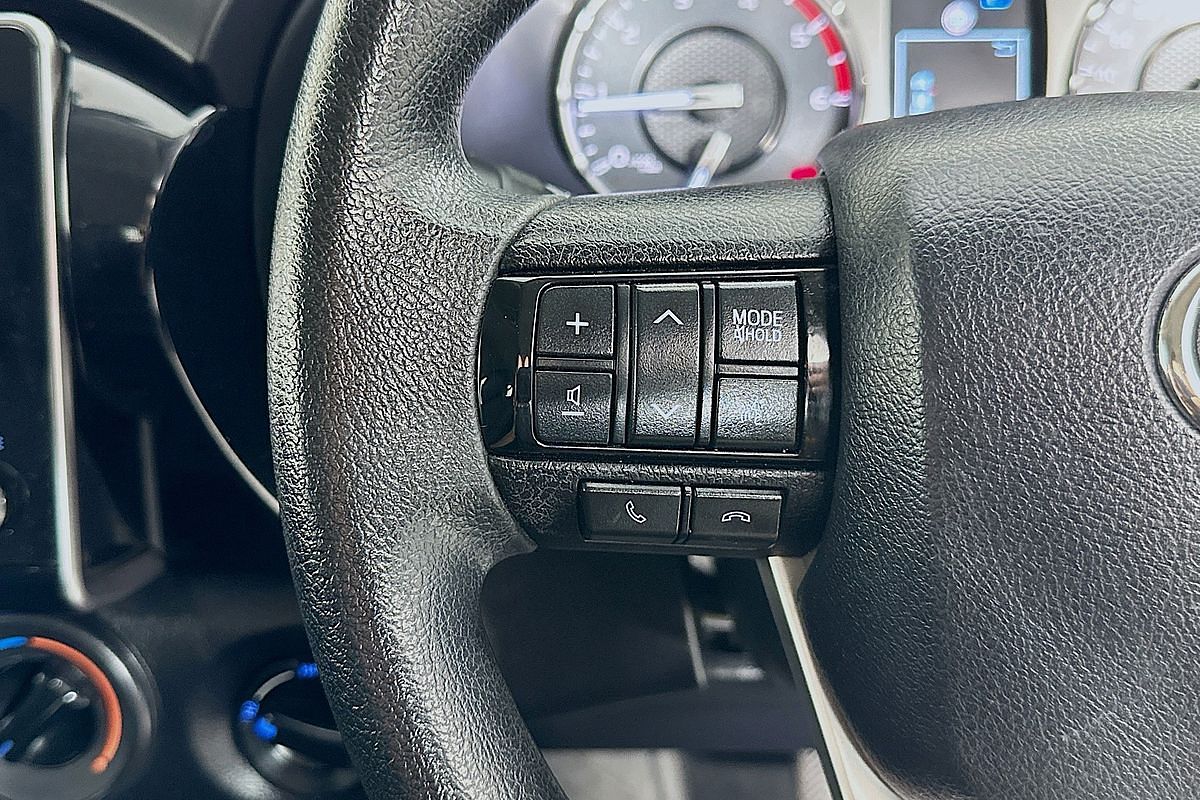 2022 Toyota HILUX SR (4x4) GUN126R 4X4