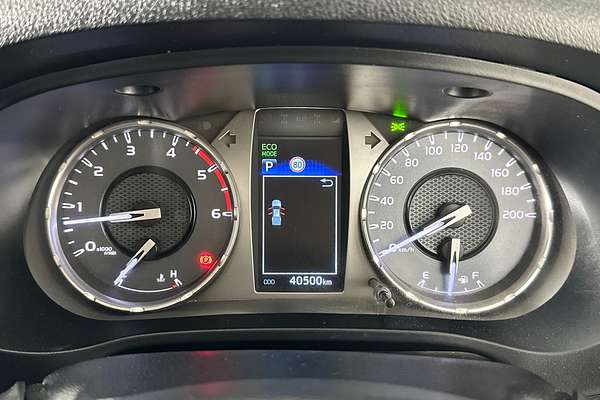 2021 Toyota HILUX SR (4x4) GUN126R FACELIFT 4X4