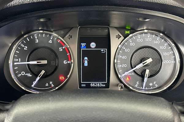 2021 Toyota HILUX SR (4x4) GUN126R FACELIFT 4X4