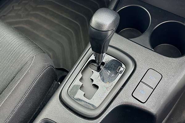 2024 Toyota HILUX SR GUN126R 4X4