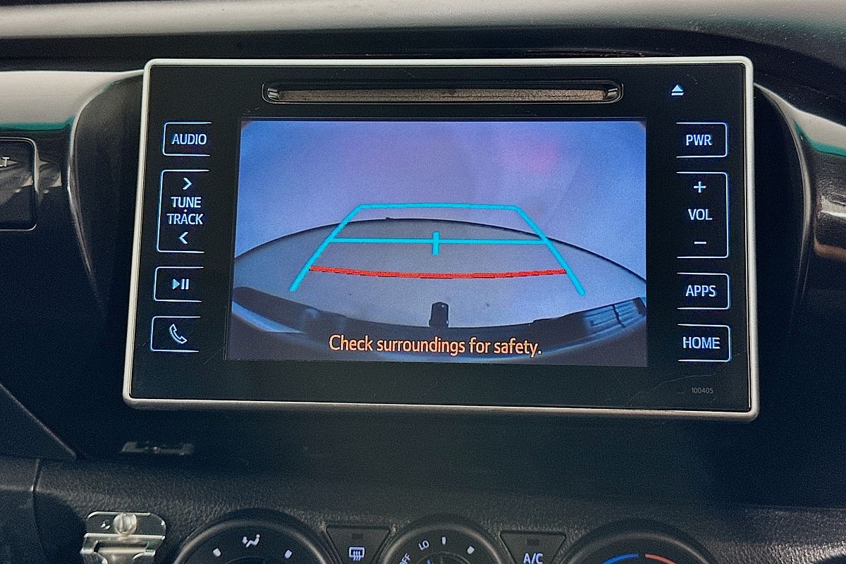 2019 Toyota HILUX SR (4x4) GUN126R MY19 4X4