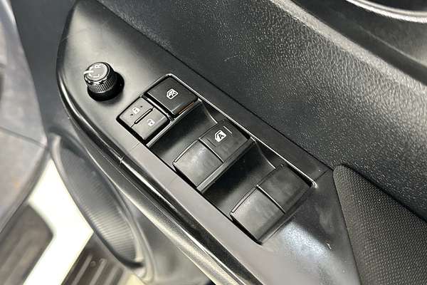 2020 Toyota HILUX SR (4x4) GUN126R MY19 UPGRADE 4X4