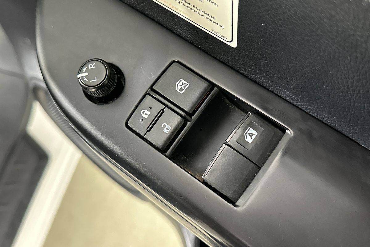 2020 Toyota HILUX SR (4x4) GUN126R MY19 UPGRADE