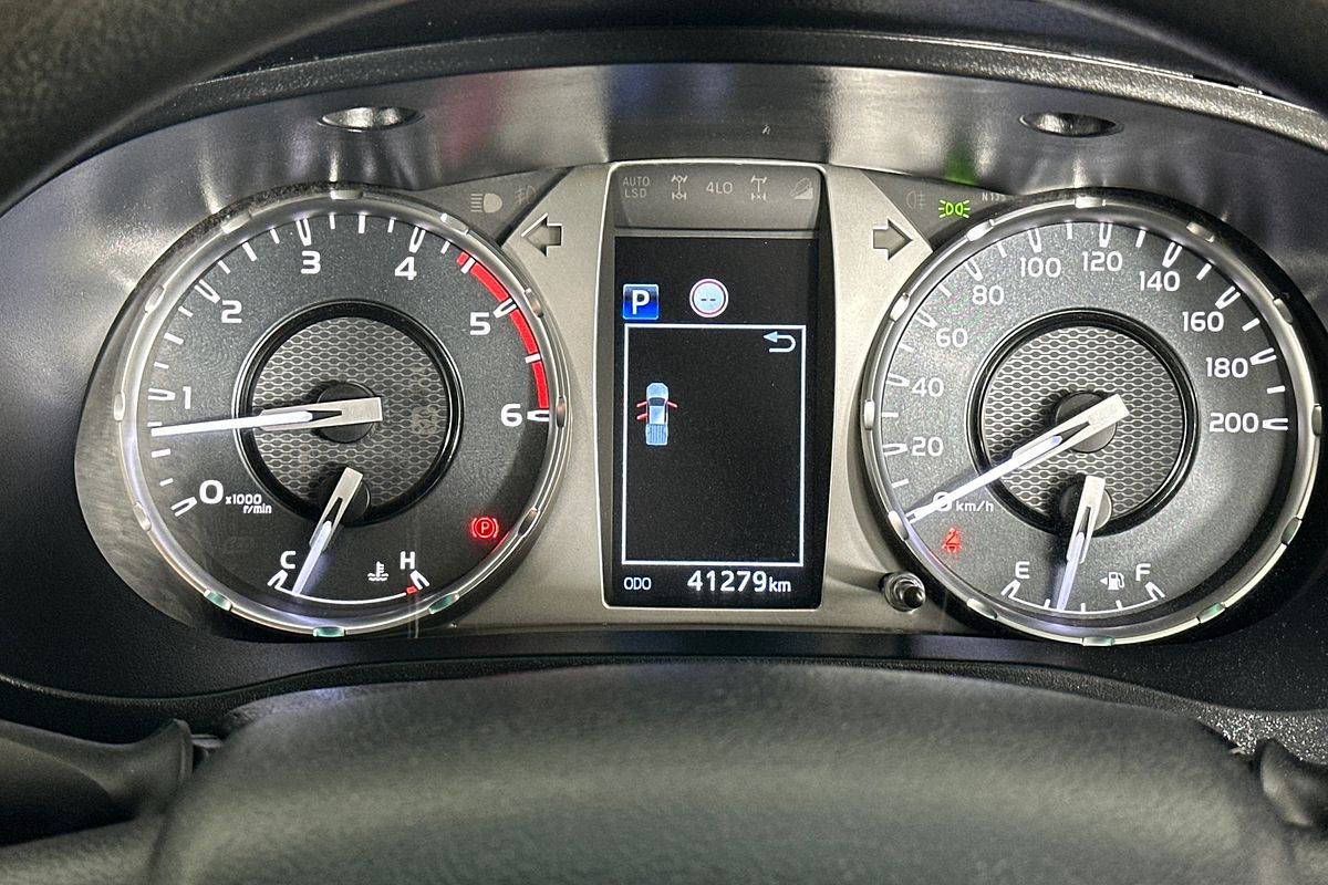 2021 Toyota HILUX SR (4x4) GUN126R FACELIFT 4X4
