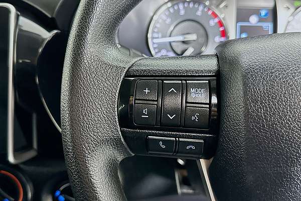 2021 Toyota HILUX SR (4x4) GUN126R 4X4