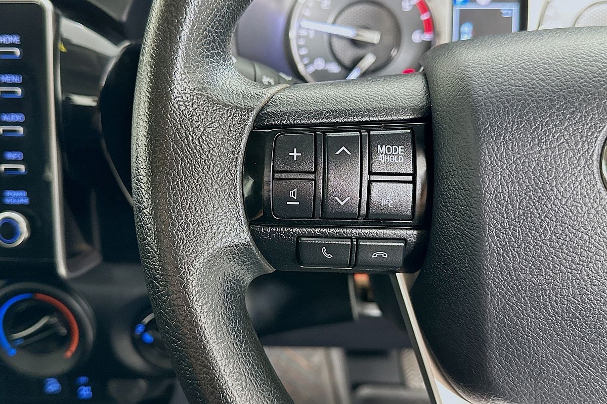 2021 Toyota HILUX SR (4x4) GUN126R 4X4
