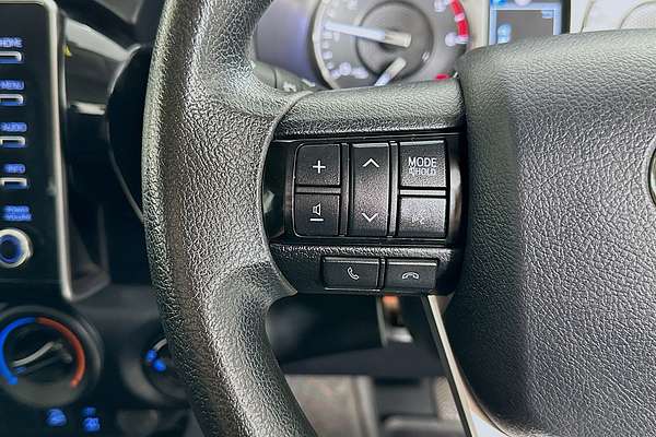 2021 Toyota HILUX SR (4x4) GUN126R 4X4