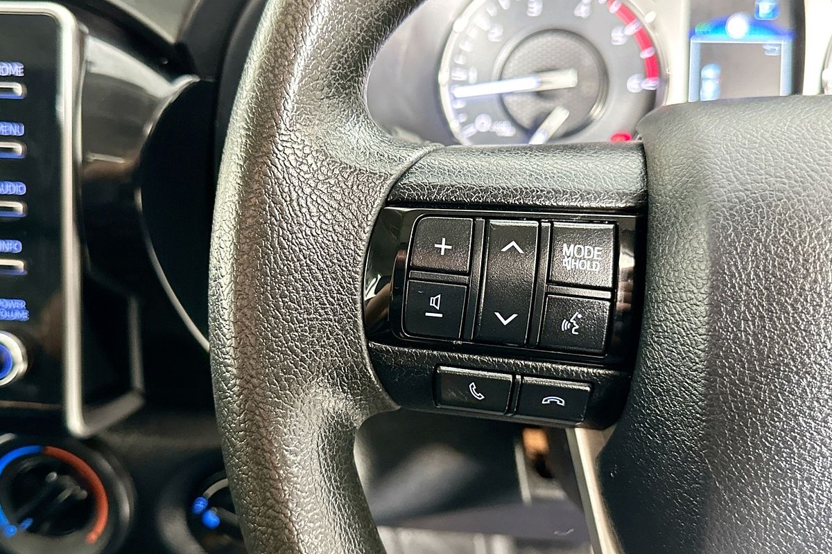 2022 Toyota HILUX SR (4x4) GUN126R 4X4