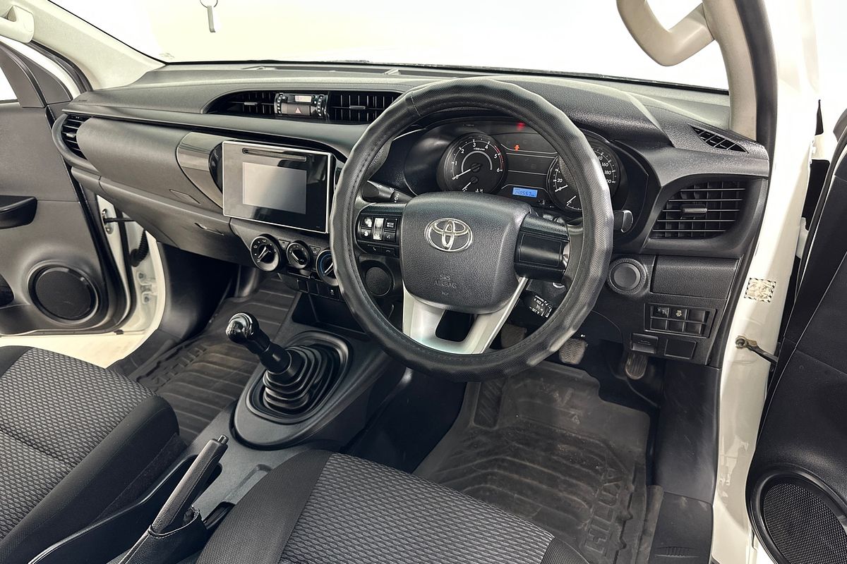 2016 Toyota Hilux WORKMATE GUN122R REAR WHEEL DRIVE