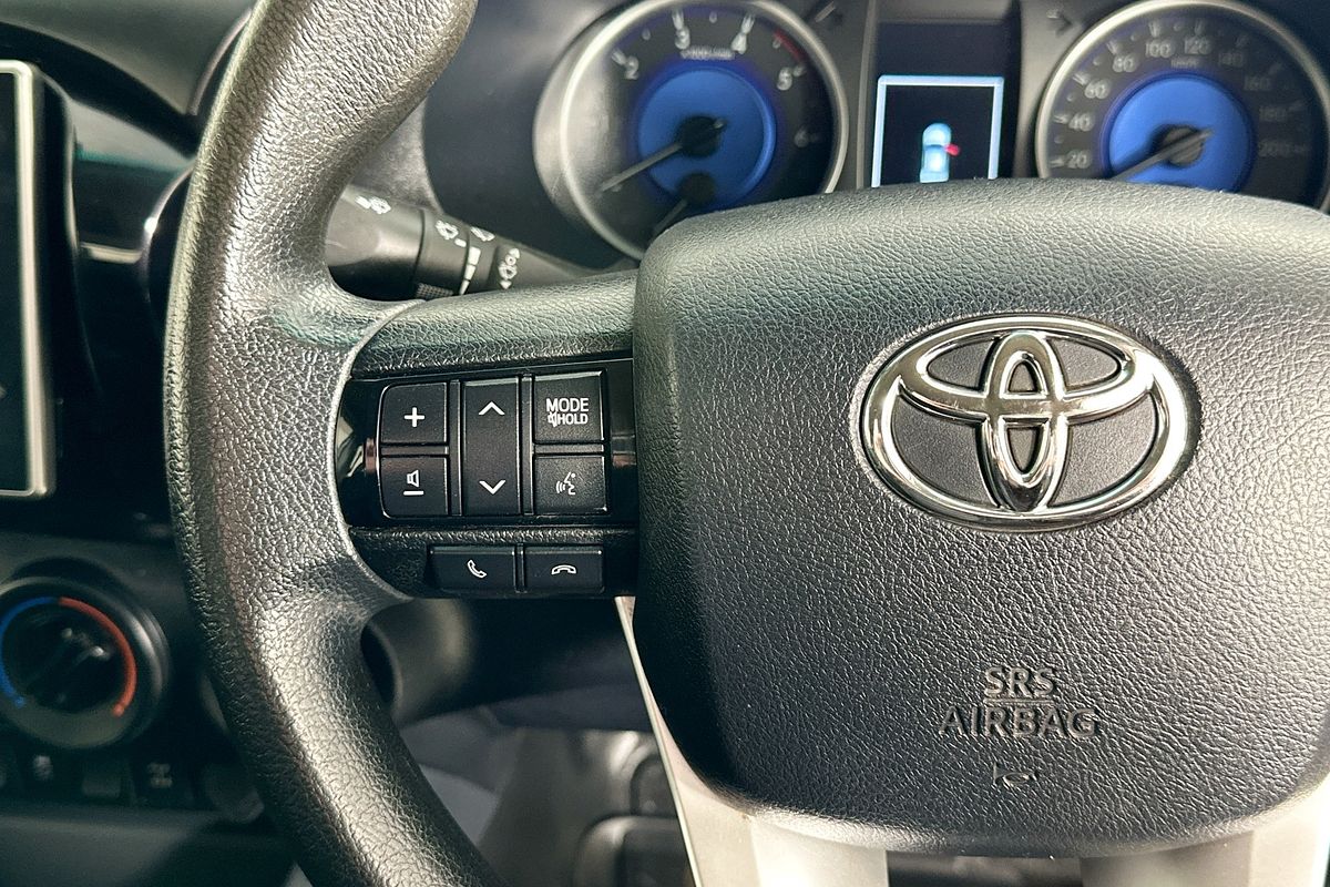 2020 Toyota HILUX SR (4x4) GUN126R MY19 4X4