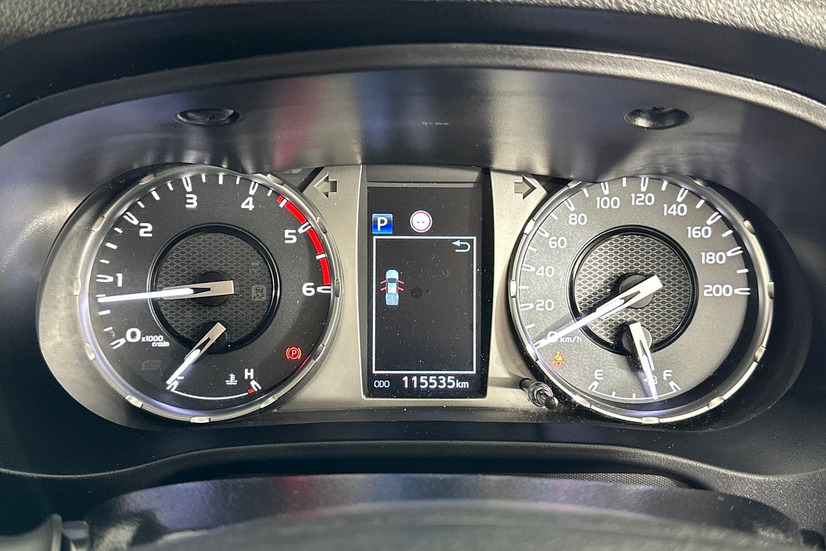 2021 Toyota HILUX SR (4x4) GUN126R 4X4