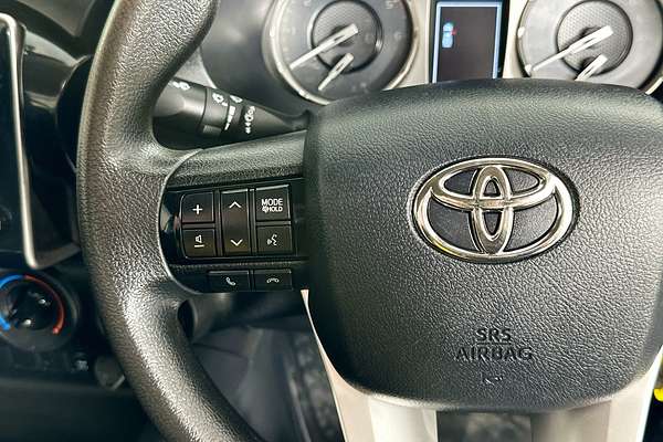 2021 Toyota HILUX SR (4x4) GUN126R FACELIFT 4X4