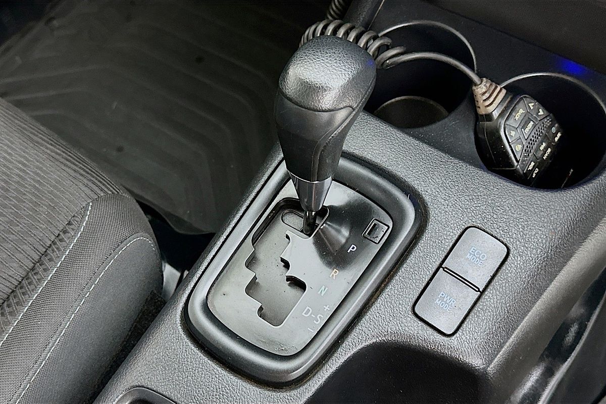 2022 Toyota HILUX SR (4x4) GUN126R 4X4