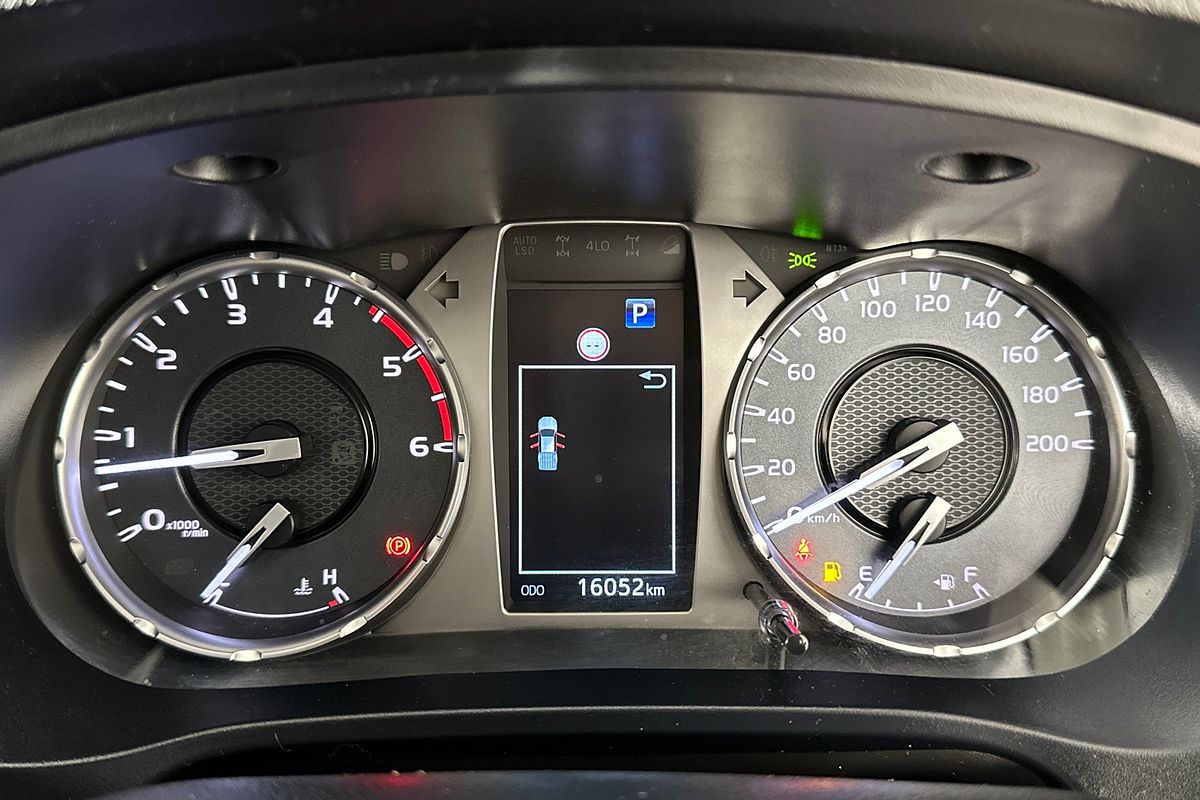 2024 Toyota HILUX SR (4x4) GUN126R 4X4