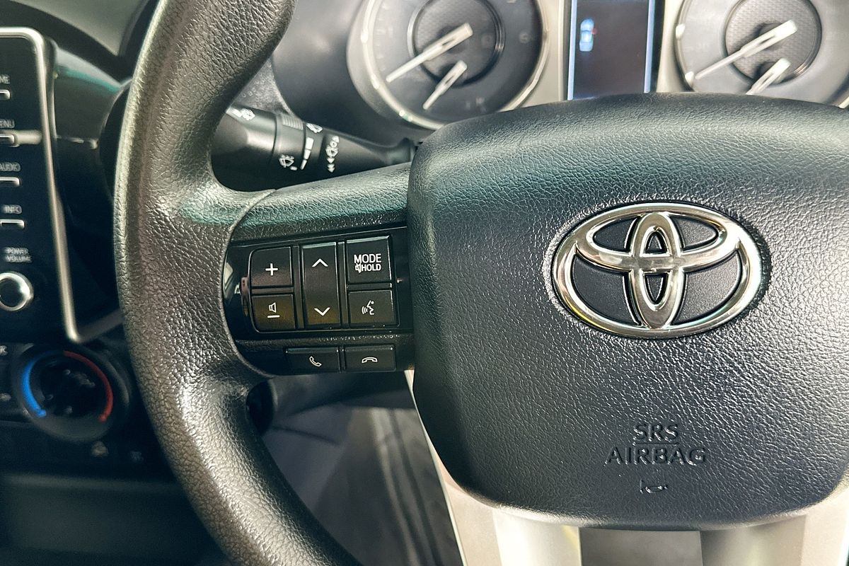 2022 Toyota HILUX SR (4x4) GUN126R 4X4