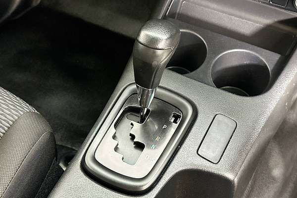 2021 Toyota HILUX WORKMATE (4x4) GUN125R FACELIFT 4X4