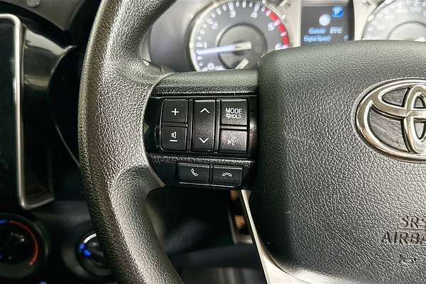 2021 Toyota HILUX SR (4x4) GUN126R 4X4