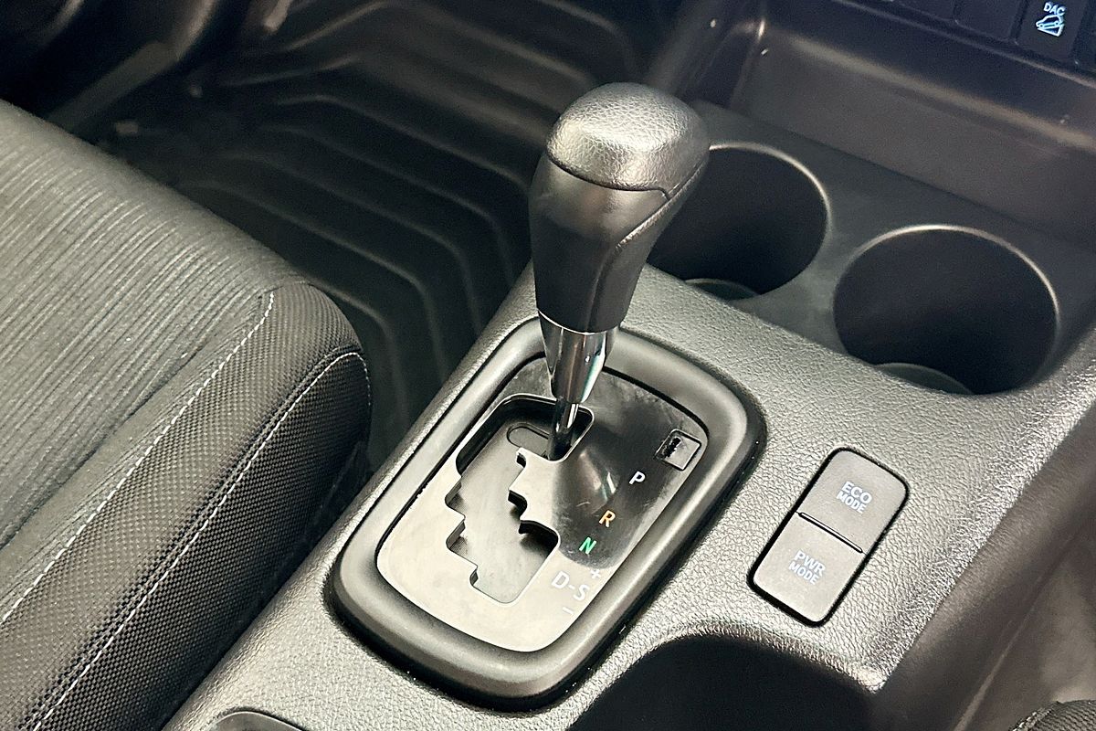 2021 Toyota HILUX SR (4x4) GUN126R 4X4