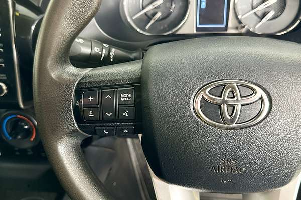 2023 Toyota HILUX SR (4x4) GUN126R 4X4
