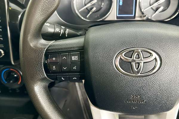 2023 Toyota HILUX SR (4x4) GUN126R 4X4