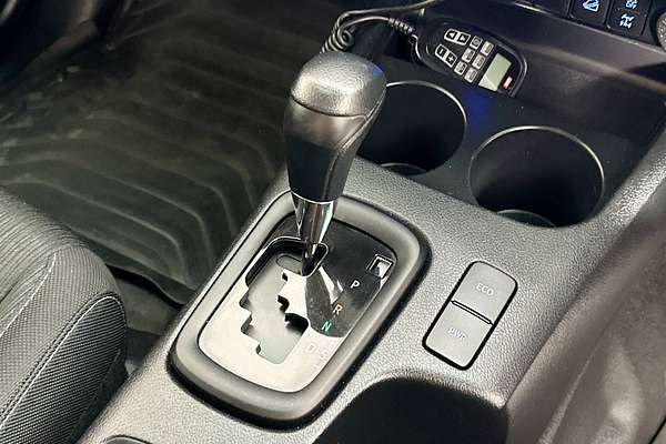 2023 Toyota HILUX SR (4x4) GUN126R 4X4