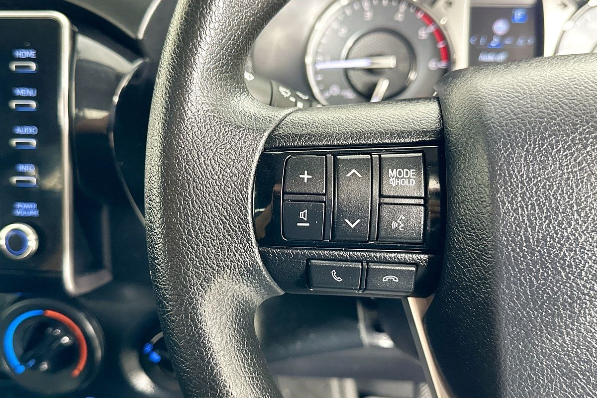 2024 Toyota HILUX SR (4x4) GUN126R 4X4